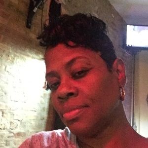 Meet your Posher, Denise